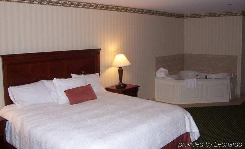 Hampton Inn Литълтън Стая снимка