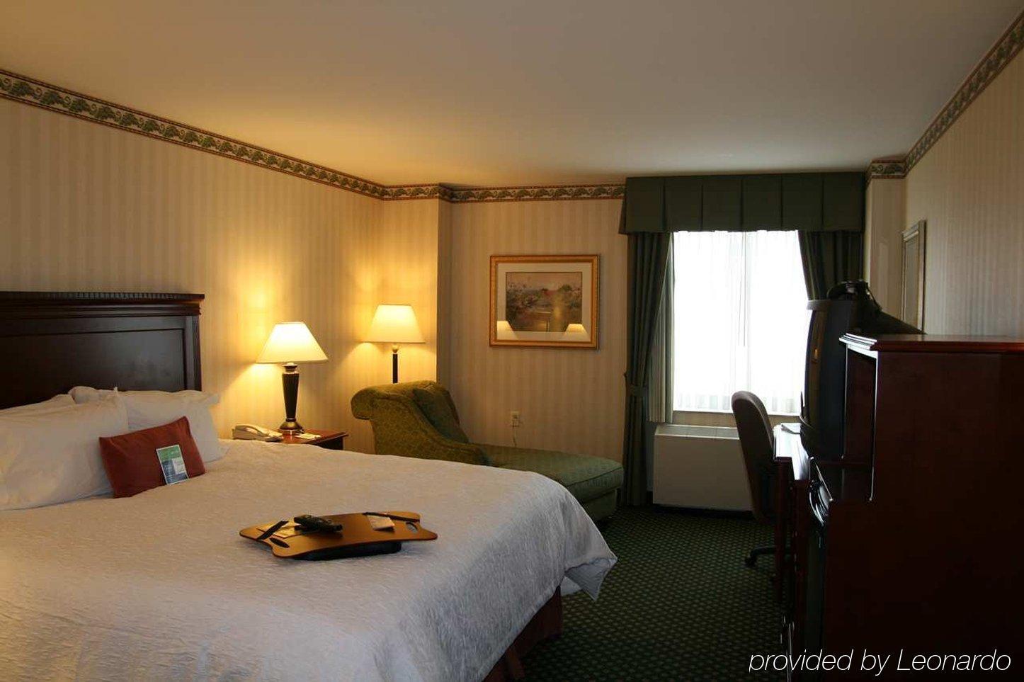 Hampton Inn Литълтън Стая снимка