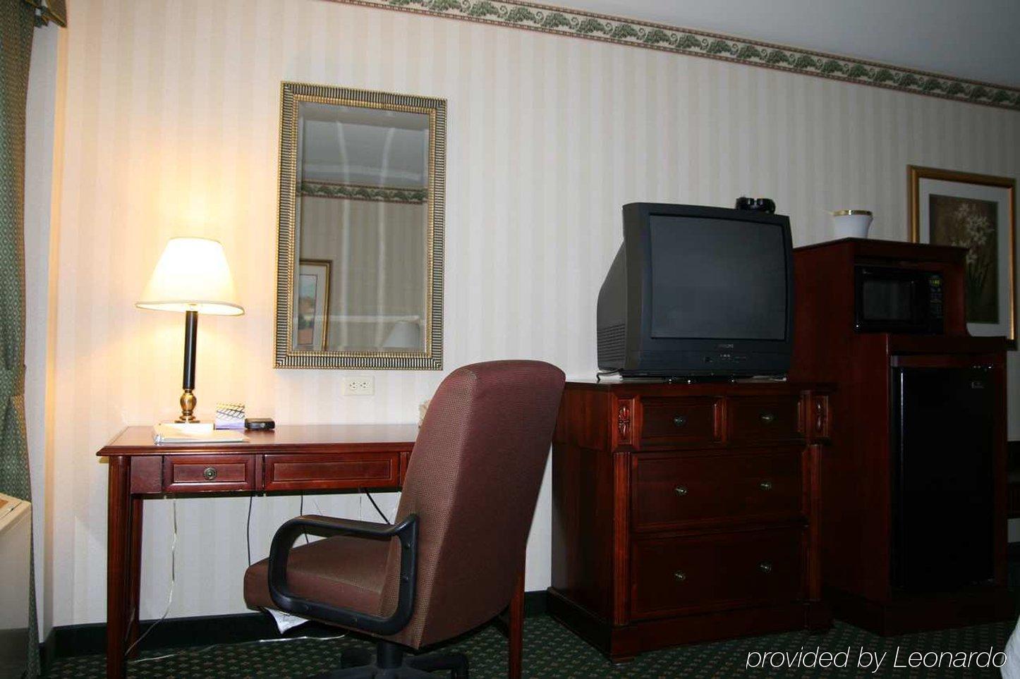 Hampton Inn Литълтън Стая снимка