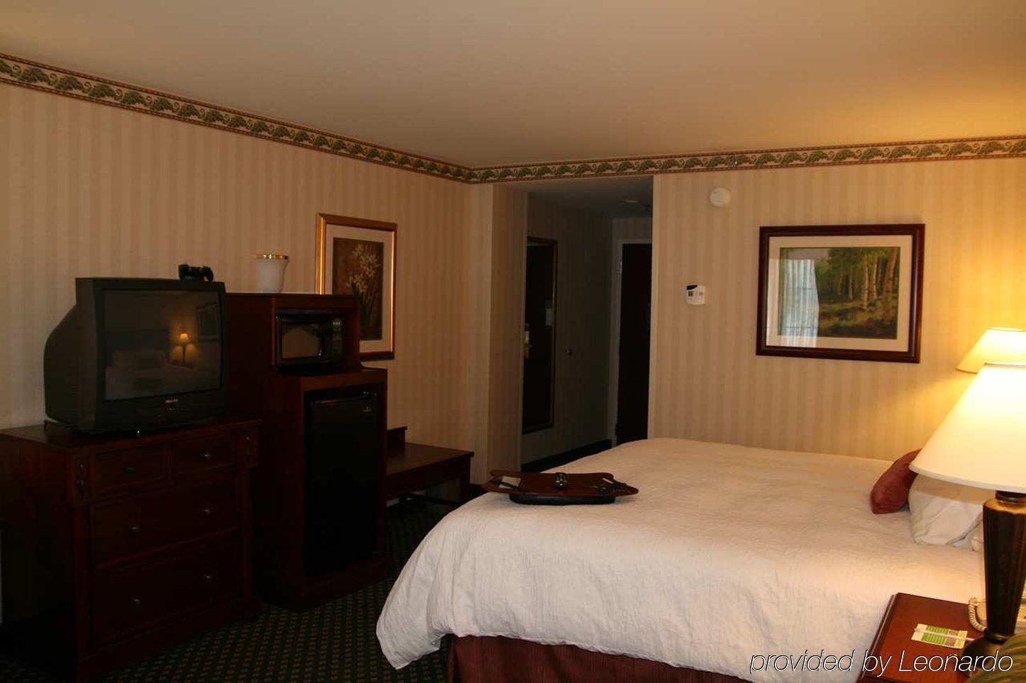 Hampton Inn Литълтън Стая снимка